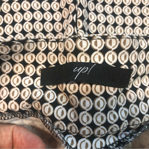 UP! Pull On Pant Geometric Design Border Pattern Tummy Control Cropped - Picture 4 of 8